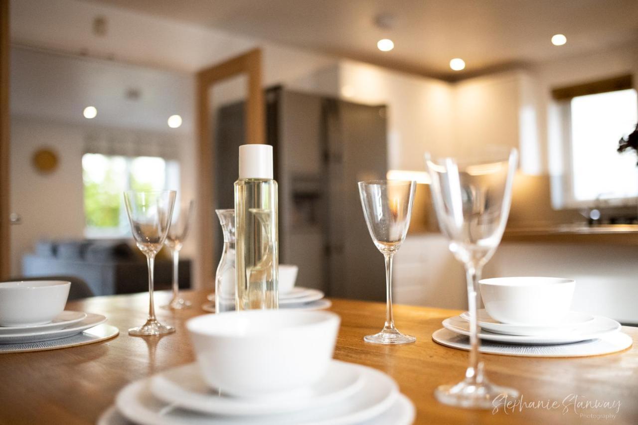 The Lookout, Modern Home From Home, Sleeps 5, With Private Parking & Outside Terrace St Ives Екстериор снимка